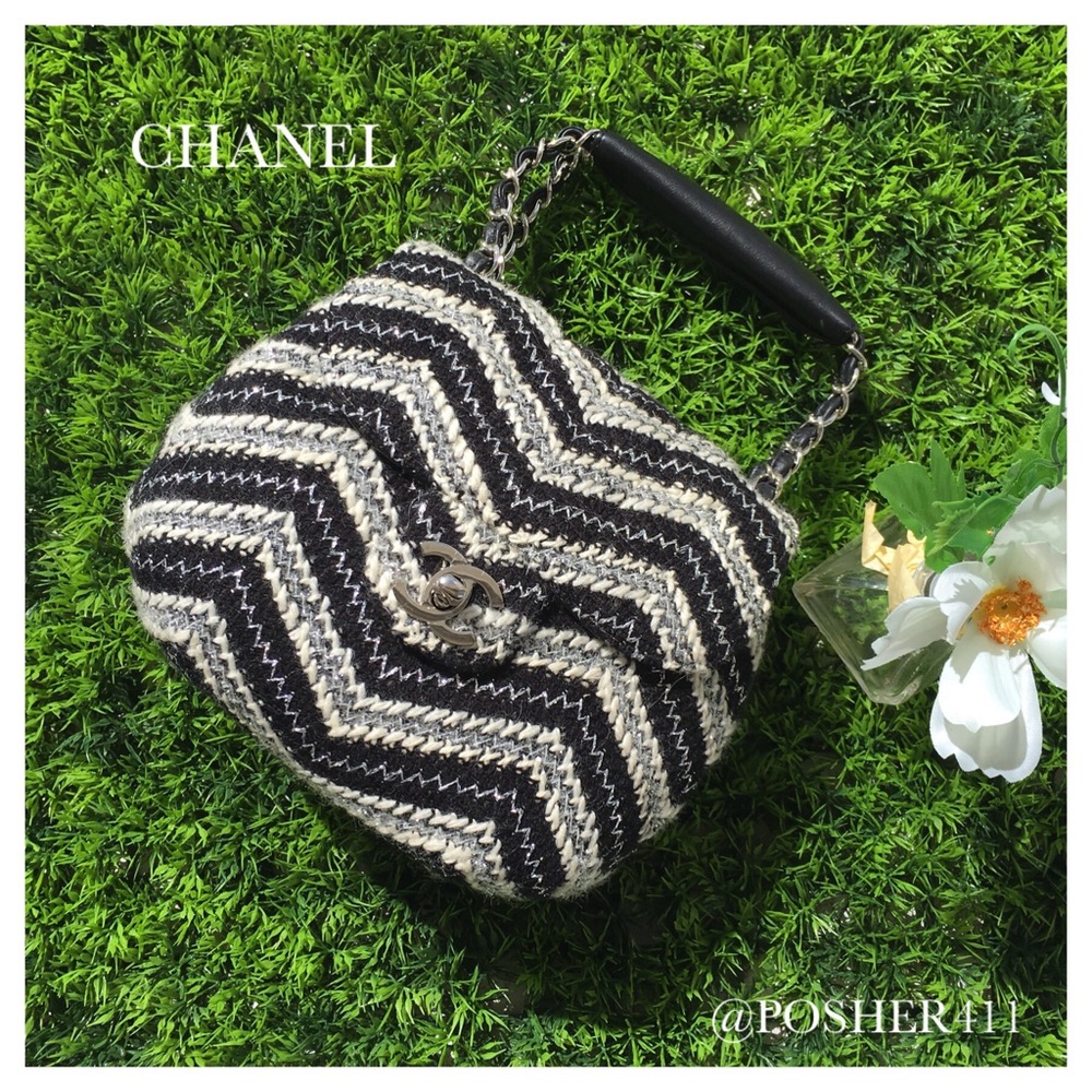 🎉 CHANEL BAG SILVER & BLACK